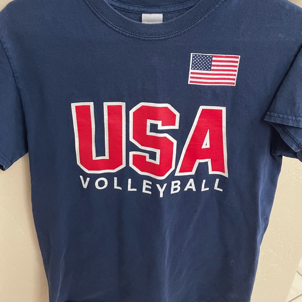 USA volleyball t-shirt